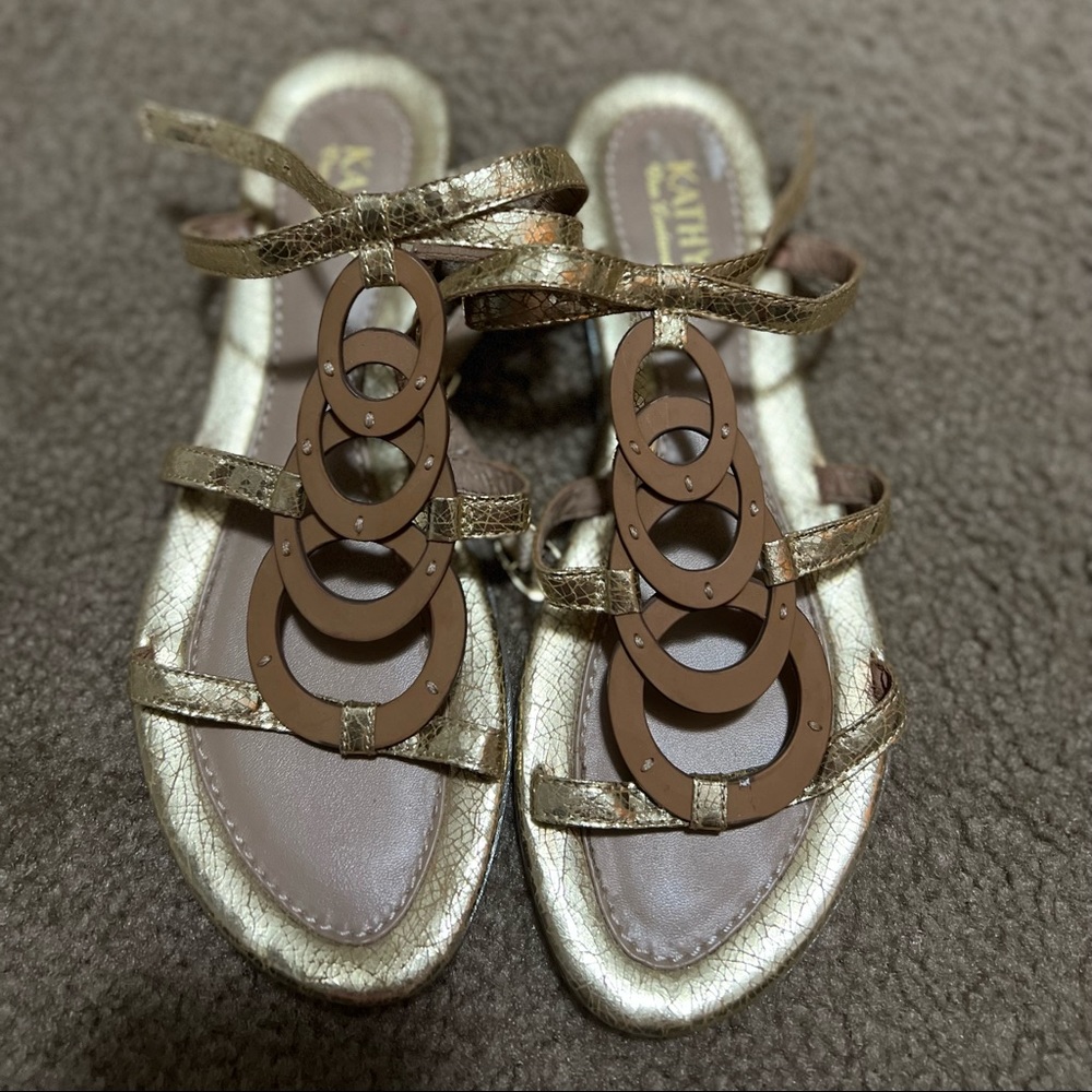 Women shoe size 8
